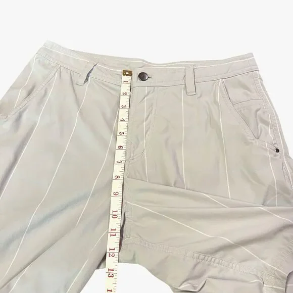 Lululemon Kahuna Bermuda Shorts Men 32 x 8.5” Check Gray White Blue Golf Outdoor - Picture 15 of 16